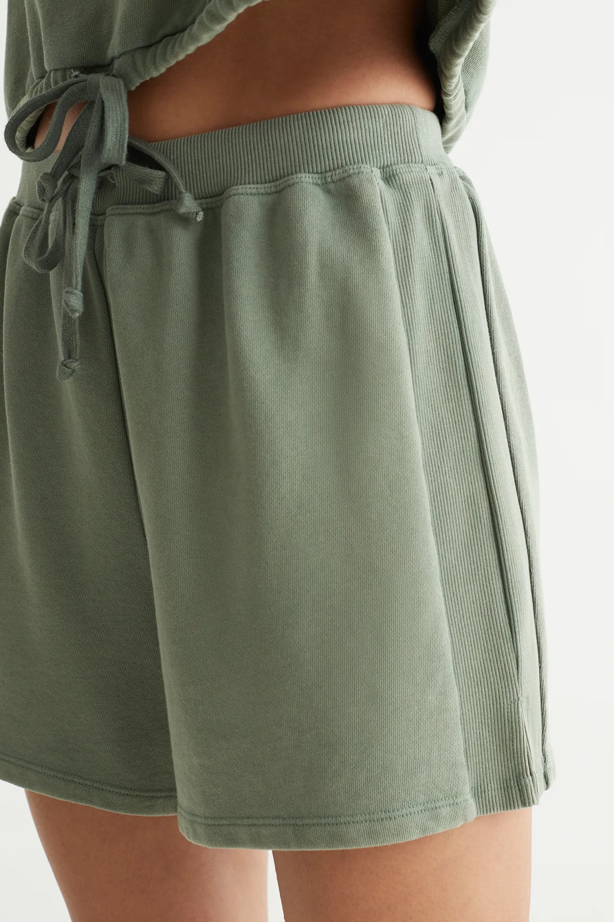 THE SUMMER SHORT, image 5
