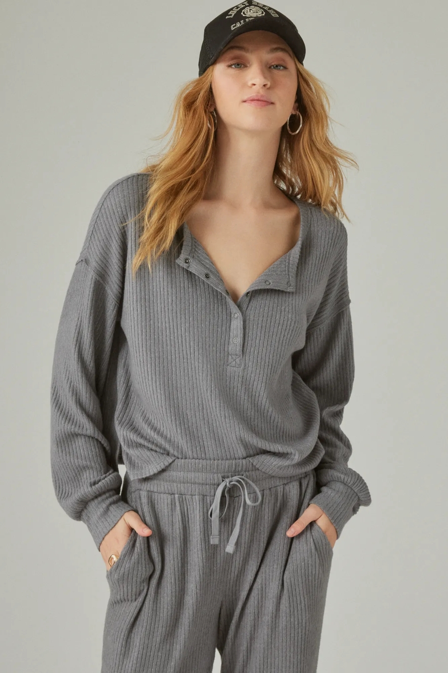 CLOUDSOFT RIB HENLEY TOP, image 2