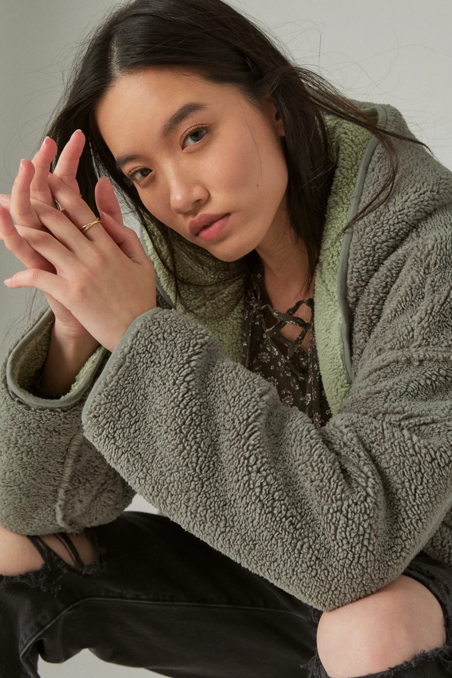 REVERSIBLE HI-PILE CARDIGAN, image 4