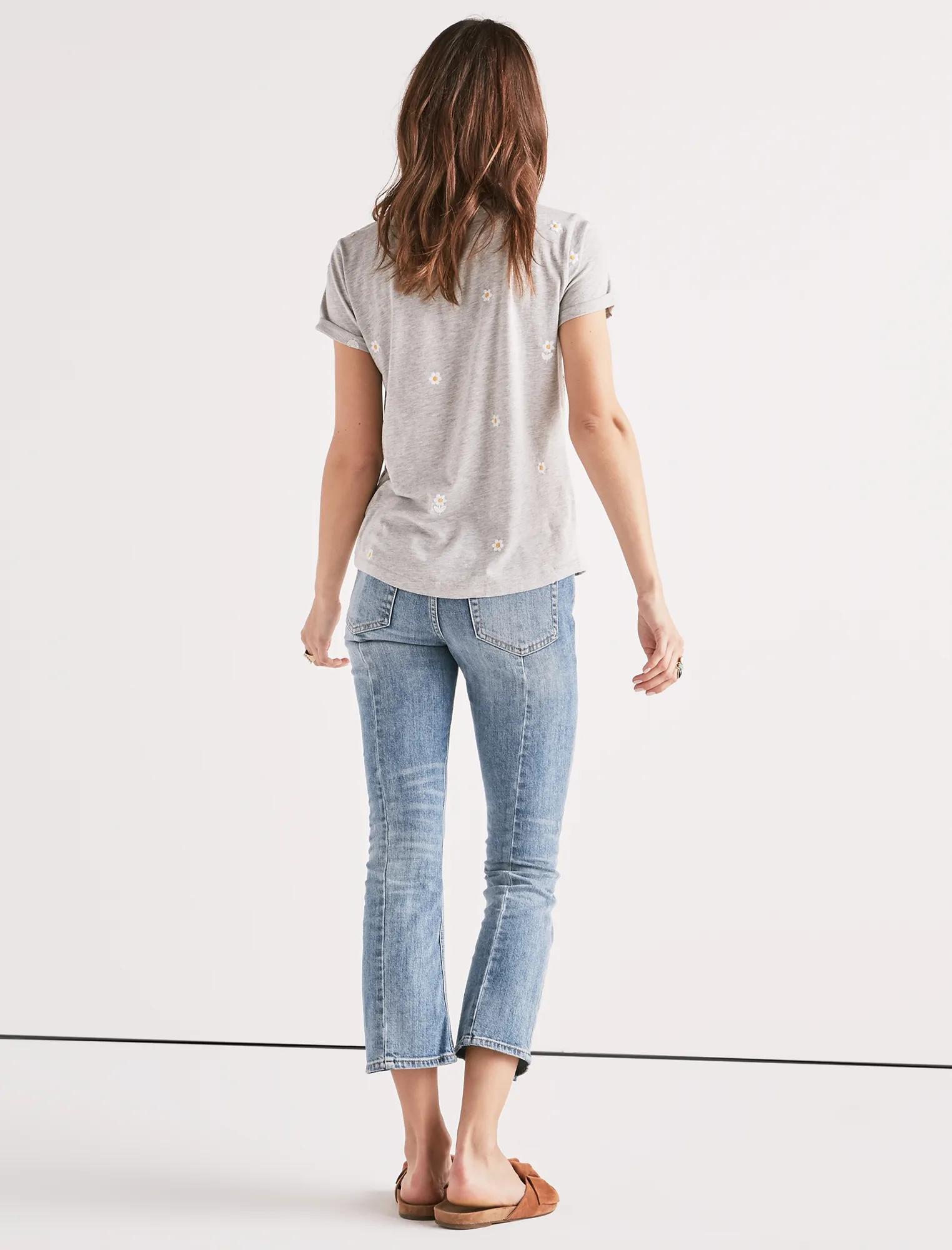 ALL OVER EMBROIDERED DAISIES TEE, image 3