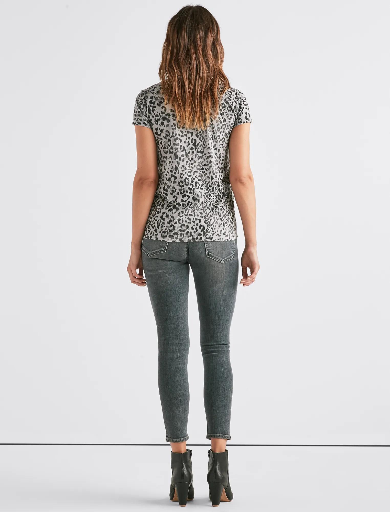 LEOPARD SCOOP NECK TEE, image 3