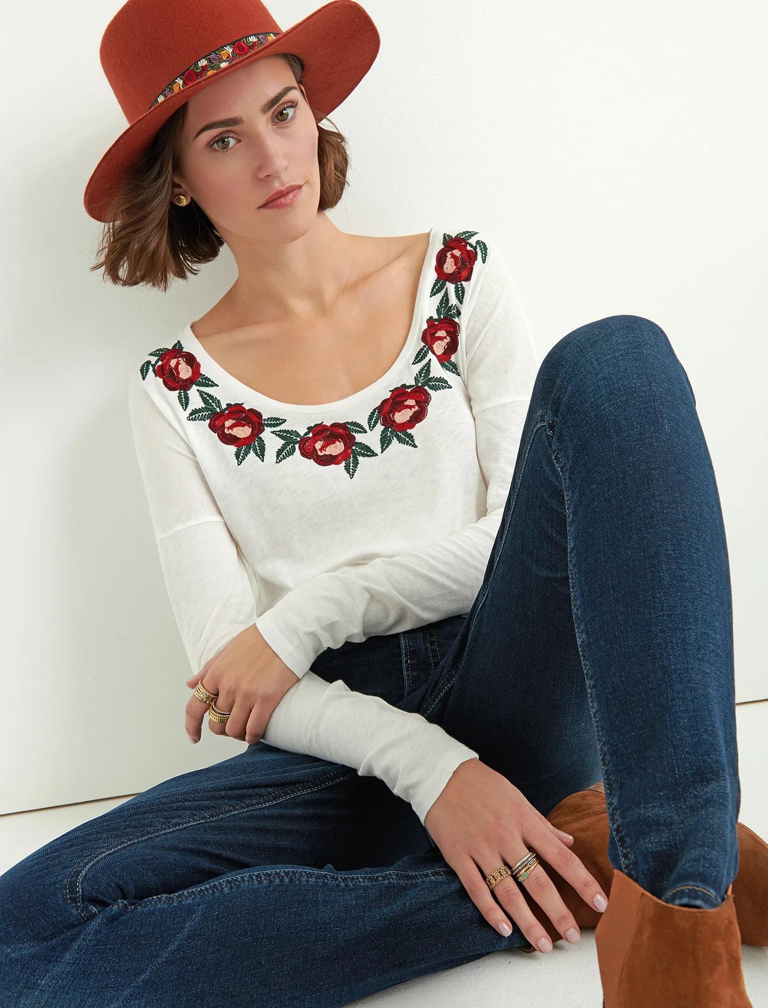ROSE EMBROIDERED TEE, image 2