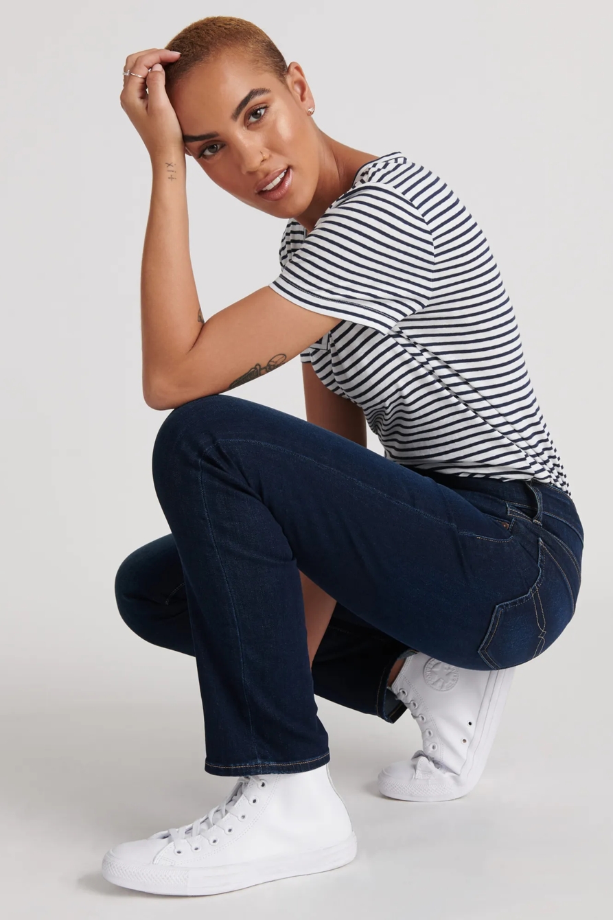 STRIPED ESSENTIAL V-NECK TEE, image 4