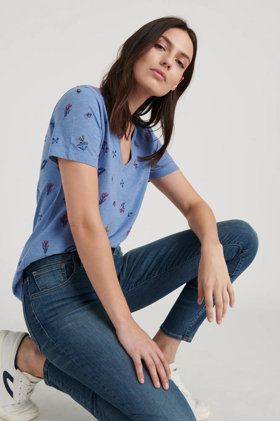 TOSSED FLORAL EMBROIDERED TEE, image 5