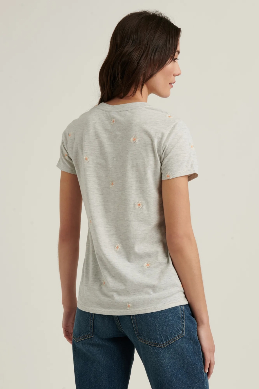 EMBROIDERED DAISY CREW NECK TEE, image 4