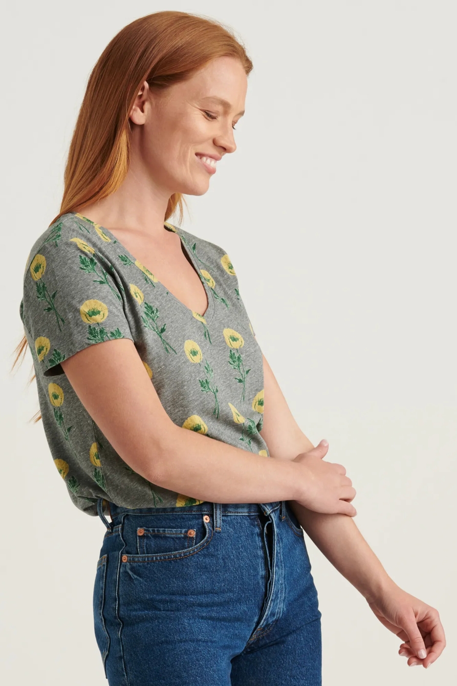 PRINTED ESSENTIAL V-NECK TEE, image 3