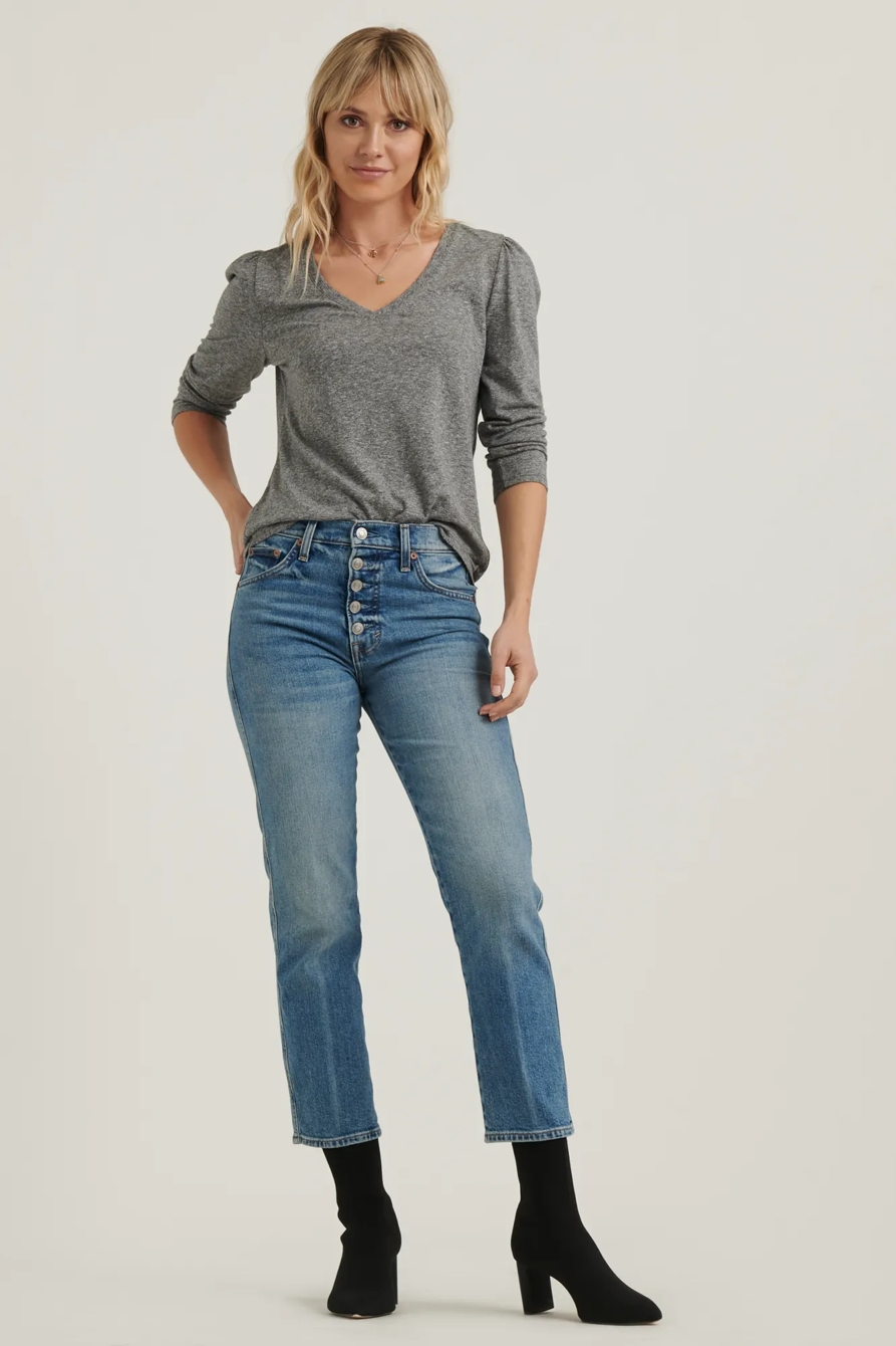 PUFF SLEEVE V-NECK TEE, image 2