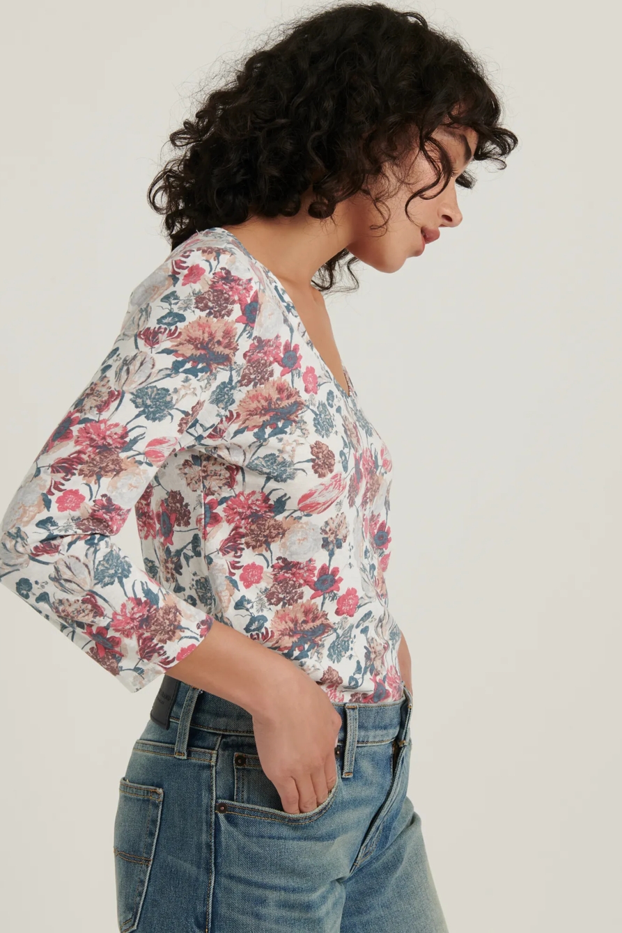 PRINTED PUFF SLEEVE V-NECK TEE, image 2