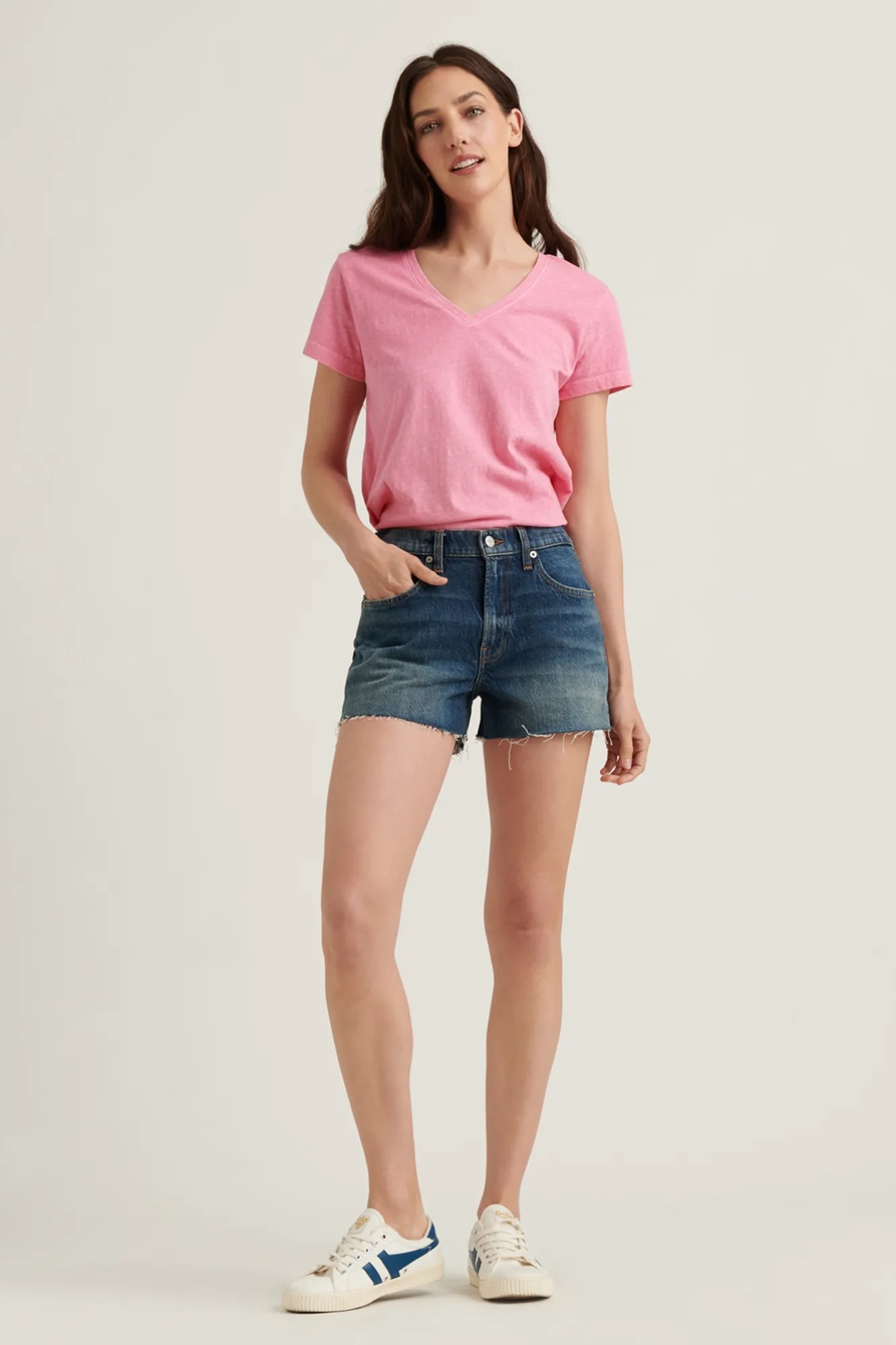 ESSENTIAL V-NECK TEE, image 2