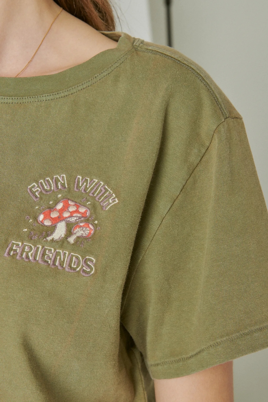 MUSHROOM CROPPED GRAPHIC CREW, image 5