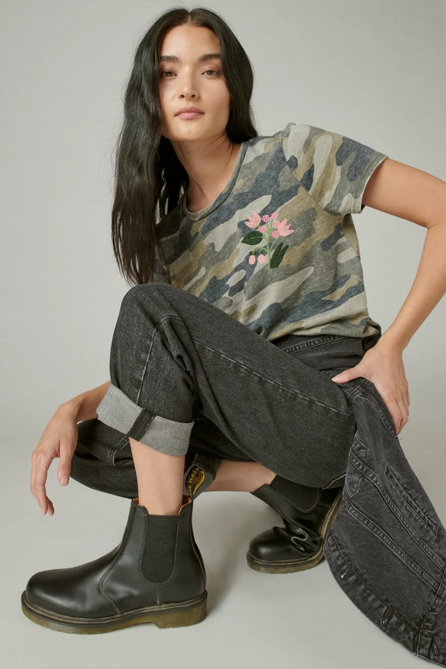 LUCKY CAMO CLASSIC CREW TEE, image 6