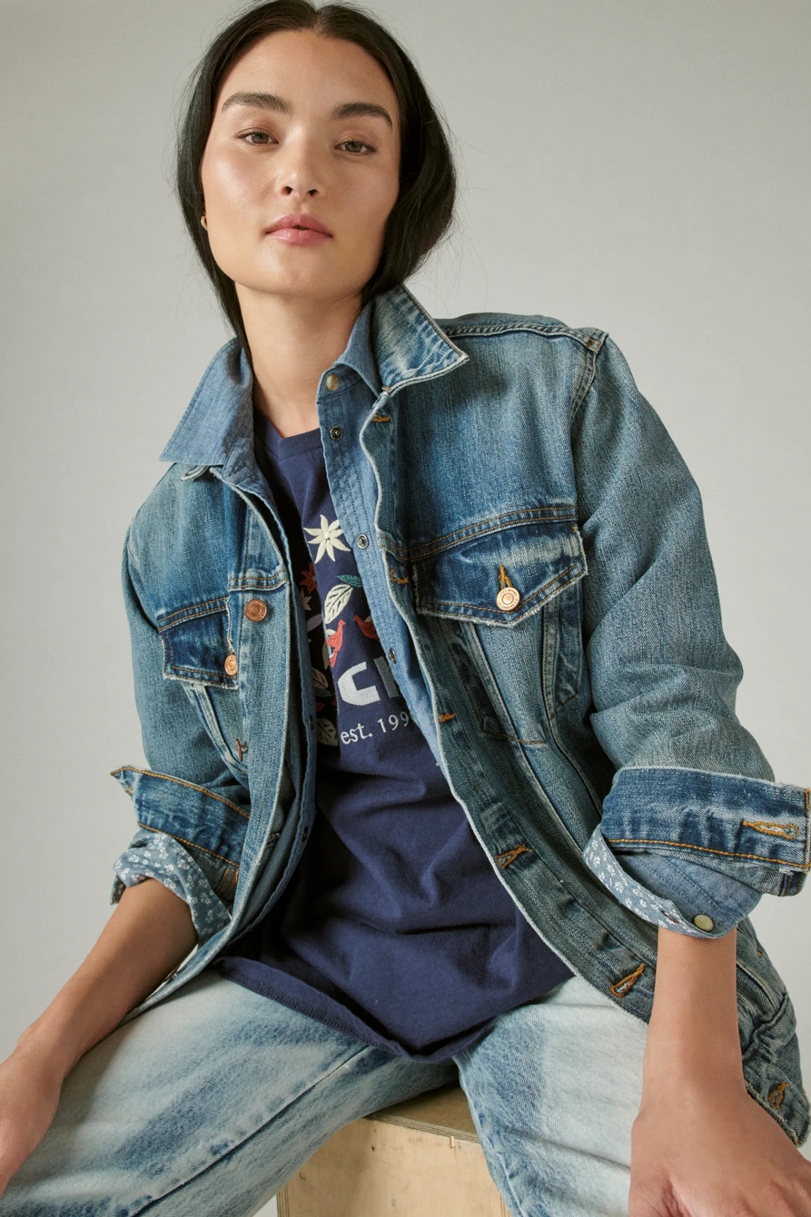 EMBROIDERED LUCKY BOYFRIEND TEE, image 6