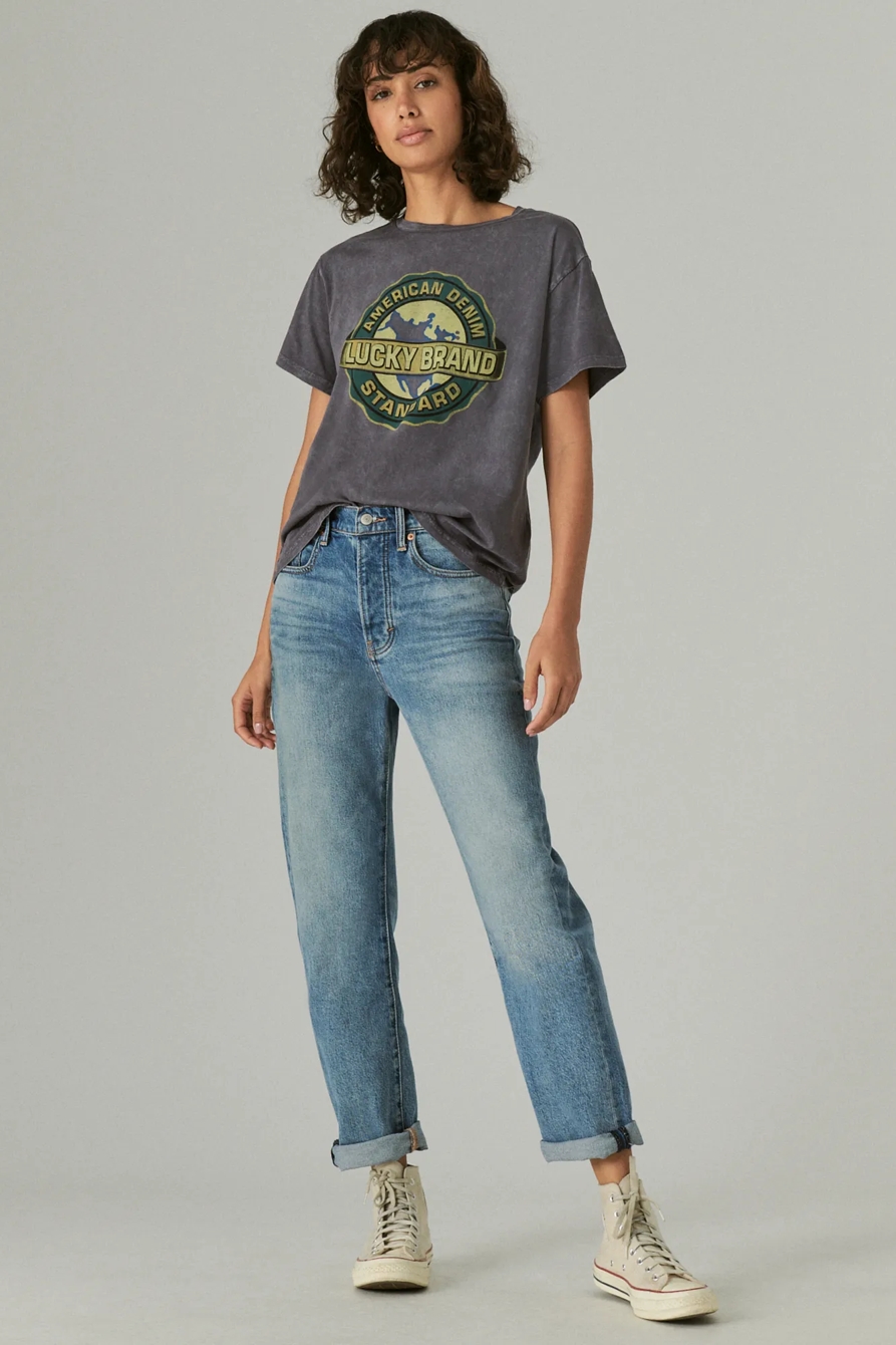 LUCKY GLOBE BOYFRIEND TEE, image 2