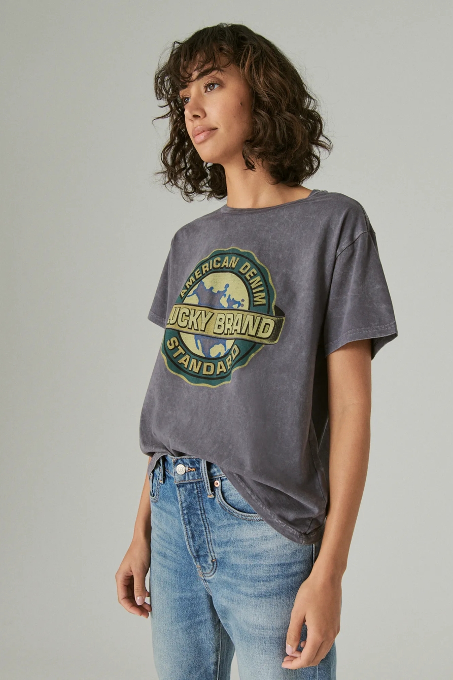 LUCKY GLOBE BOYFRIEND TEE, image 3