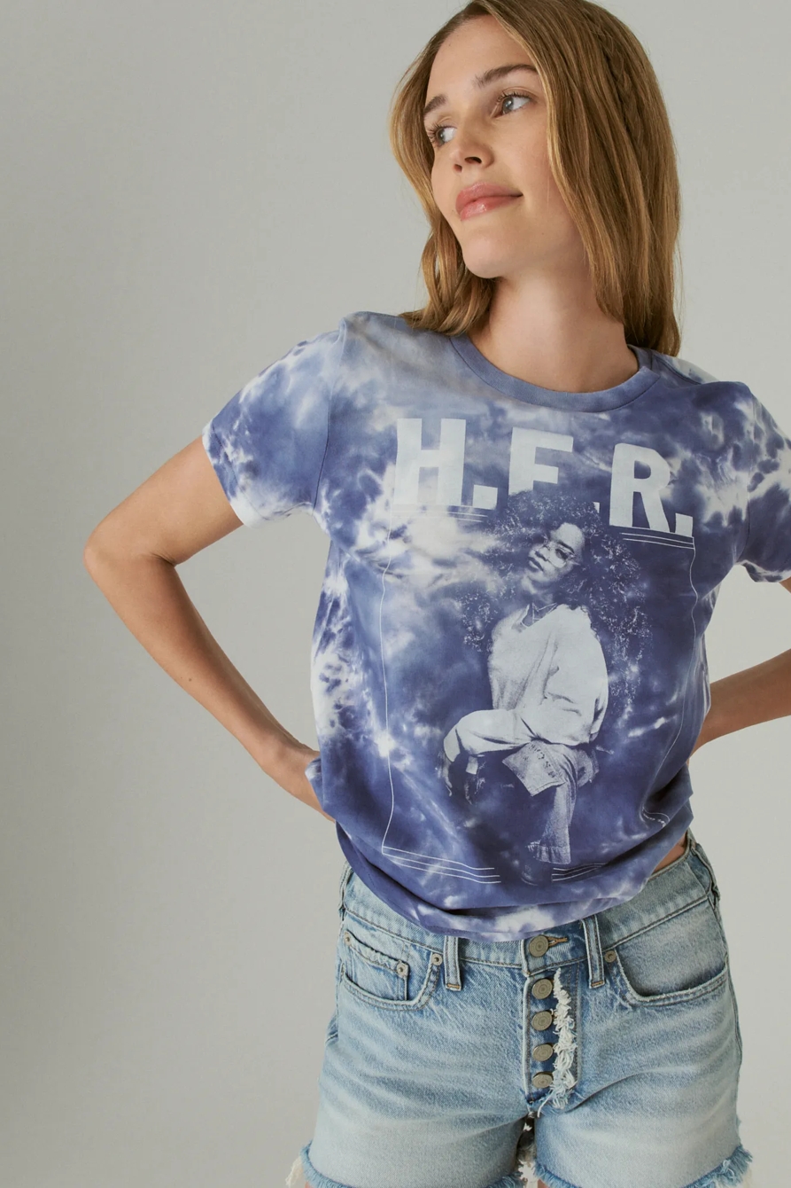 HER CLASSIC CREW TEE, image 2