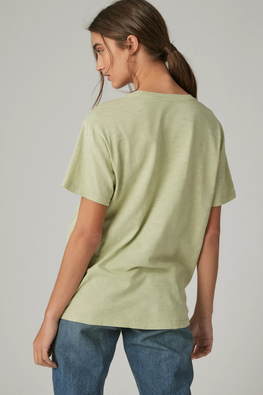ラッキーブランド Lucky Brand Grow Together クラシック Crew Tee レディース シャツ トップス Peyote ROMANTIC FLORAL BOYFRIEND TEE | Lucky Brand