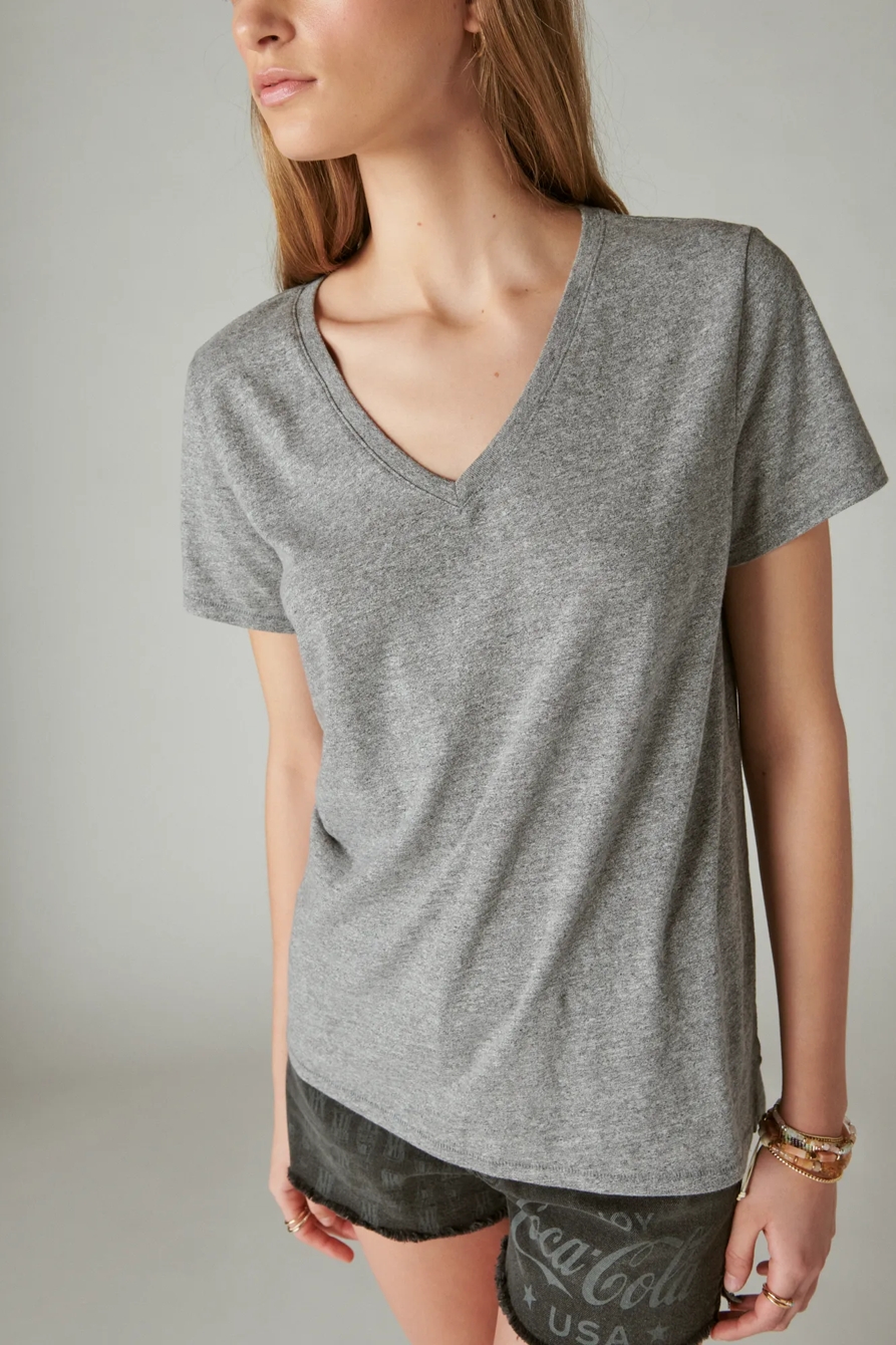 CLASSIC V-NECK, image 2