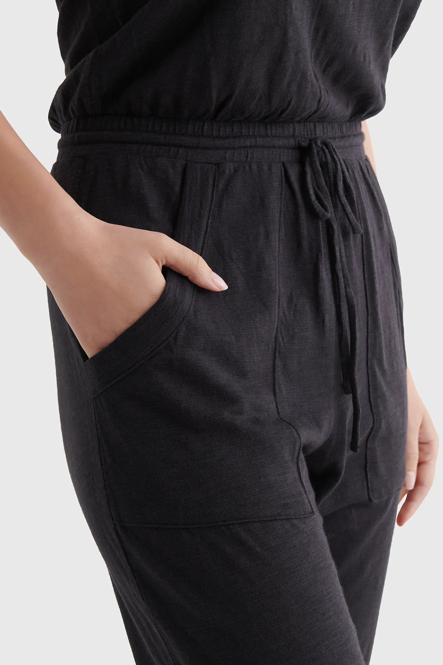 SLEEVELESS UTILITY-POCKET JUMPSUIT, image 4