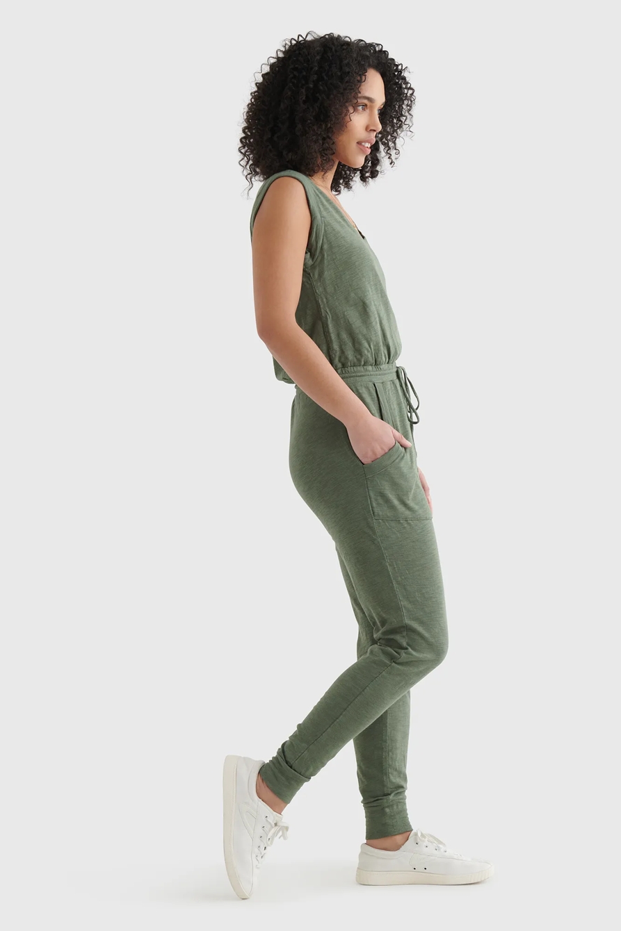 SLEEVELESS UTILITY-POCKET JUMPSUIT, image 3