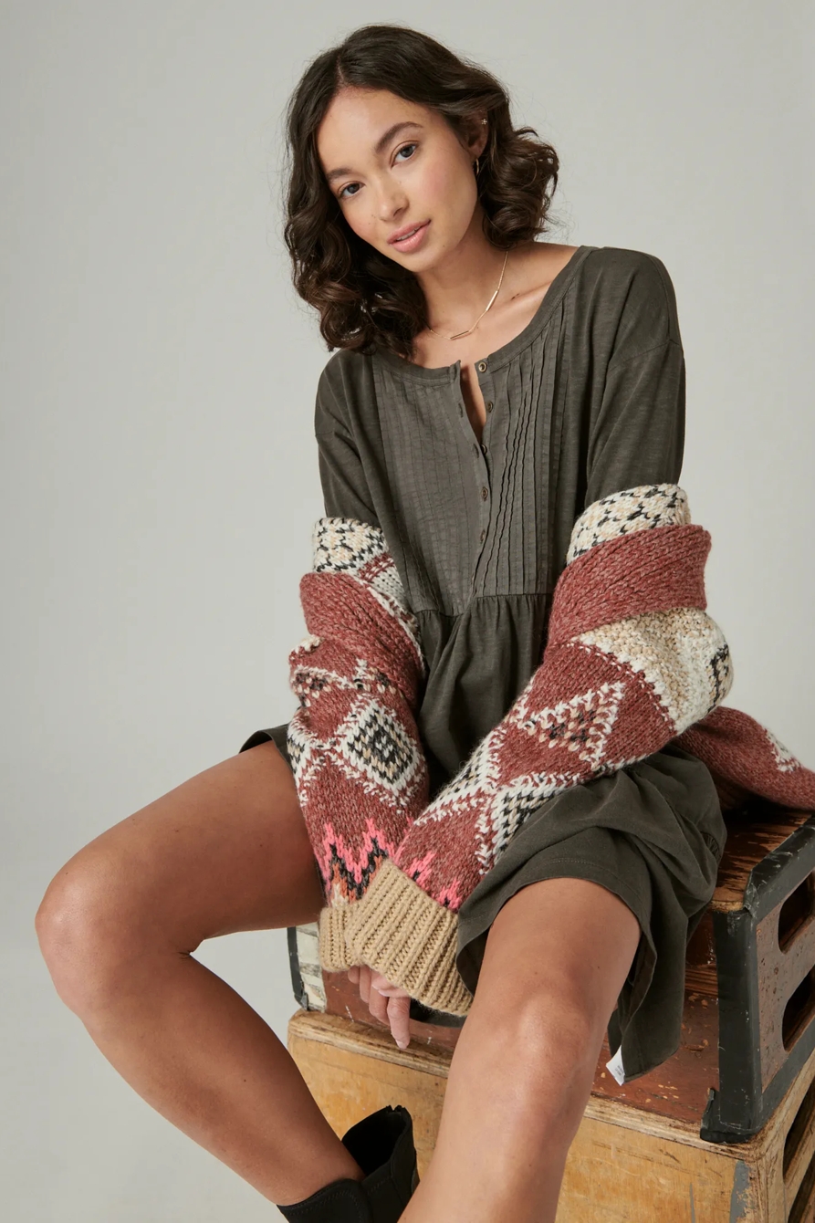 PINTUCK TIERED KNIT HENLEY DRESS, image 2