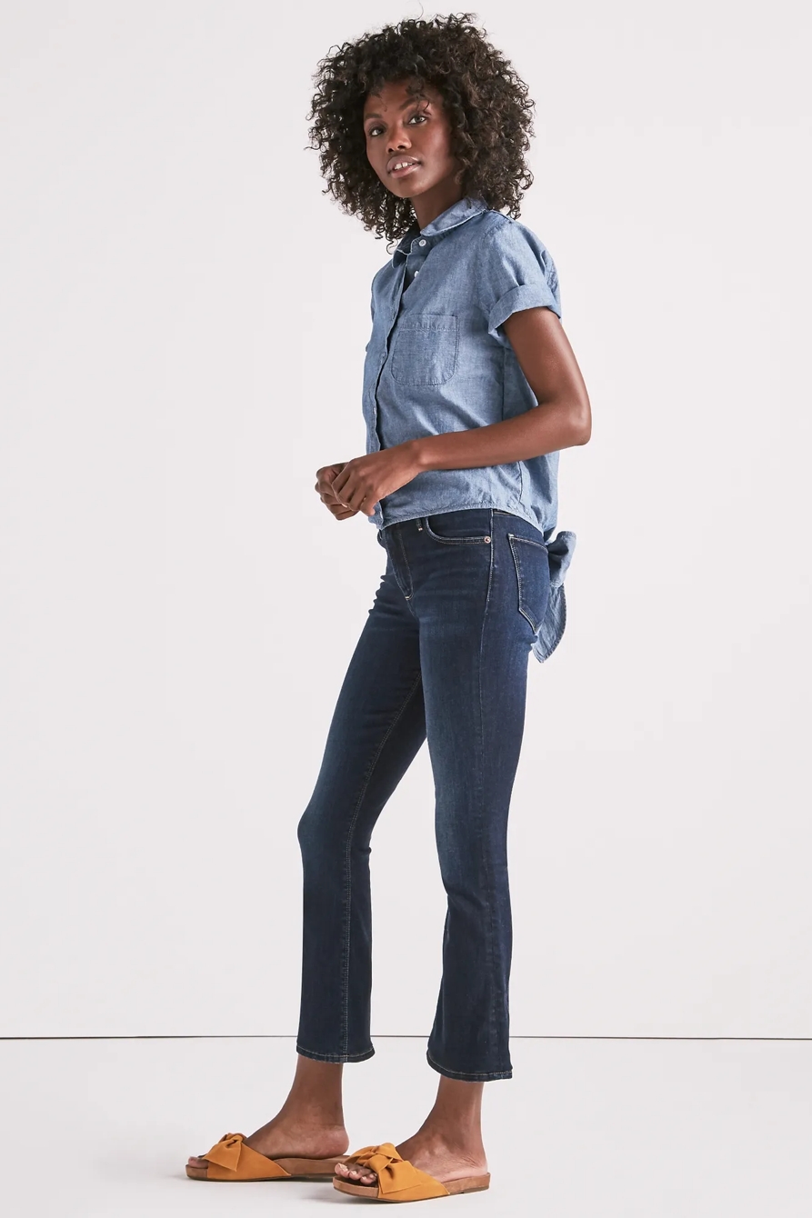 CHAMBRAY TIED BUTTON UP SHIRT, image 3