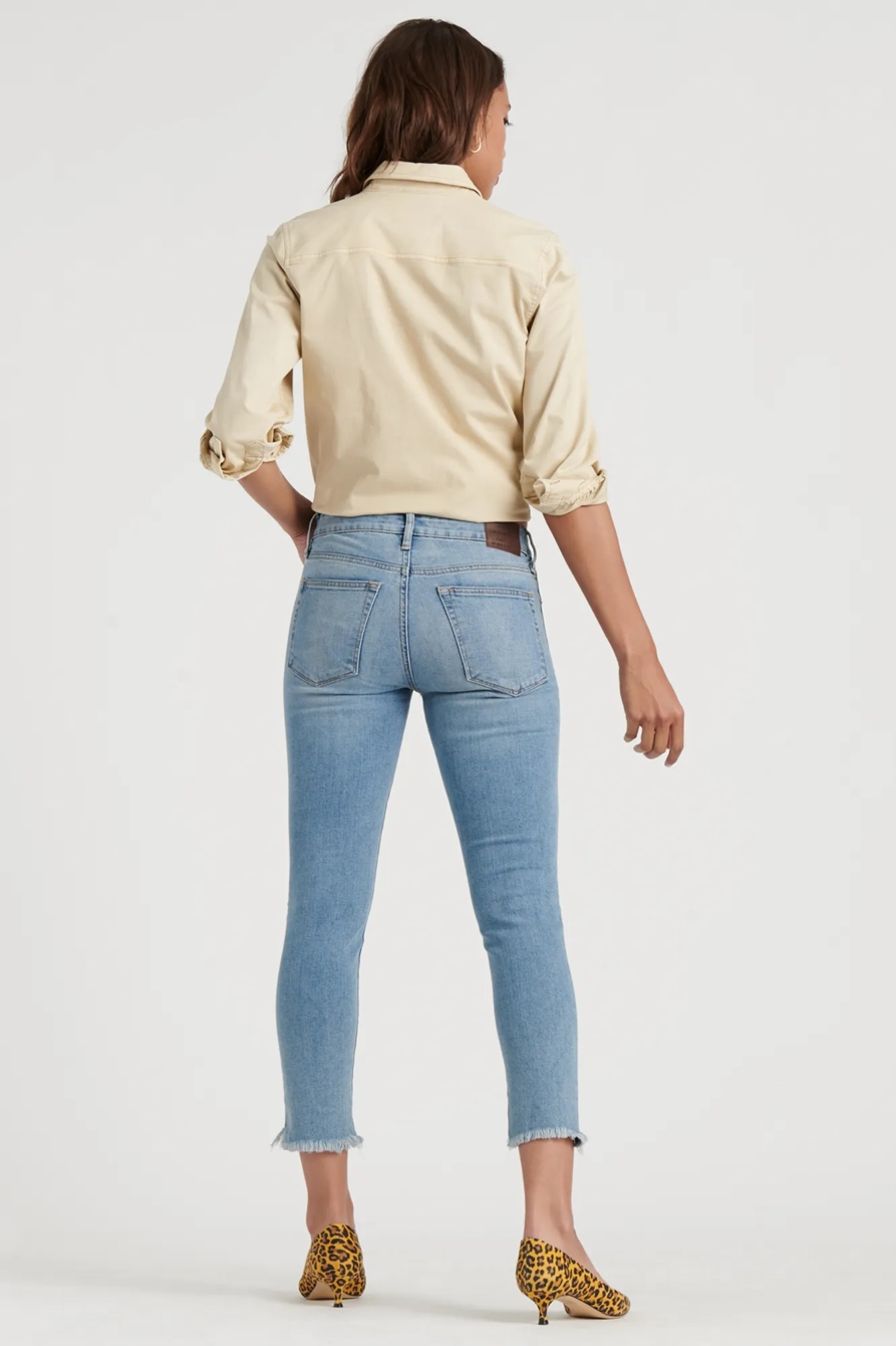 AVA CROP, image 4