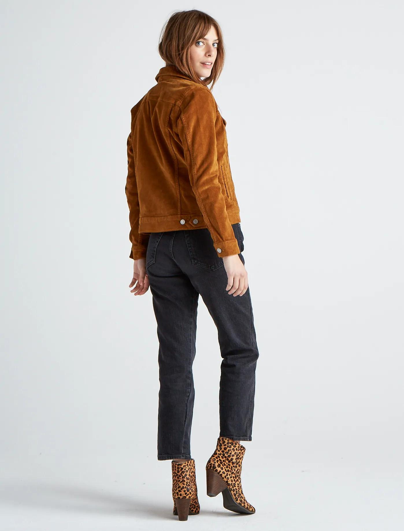 THE TOMBOY TRUCKER, image 3