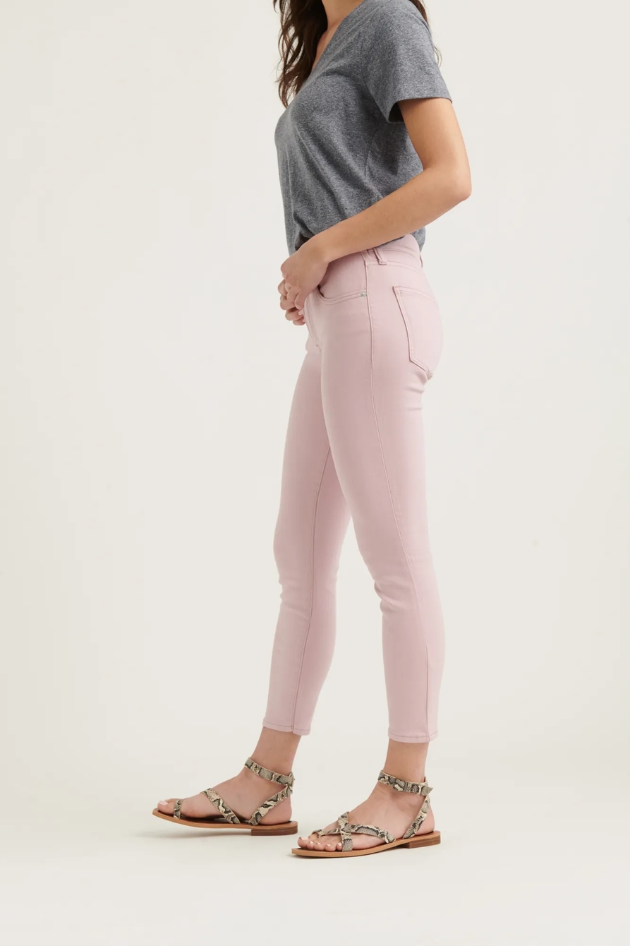MID RISE AVA CROP, image 2