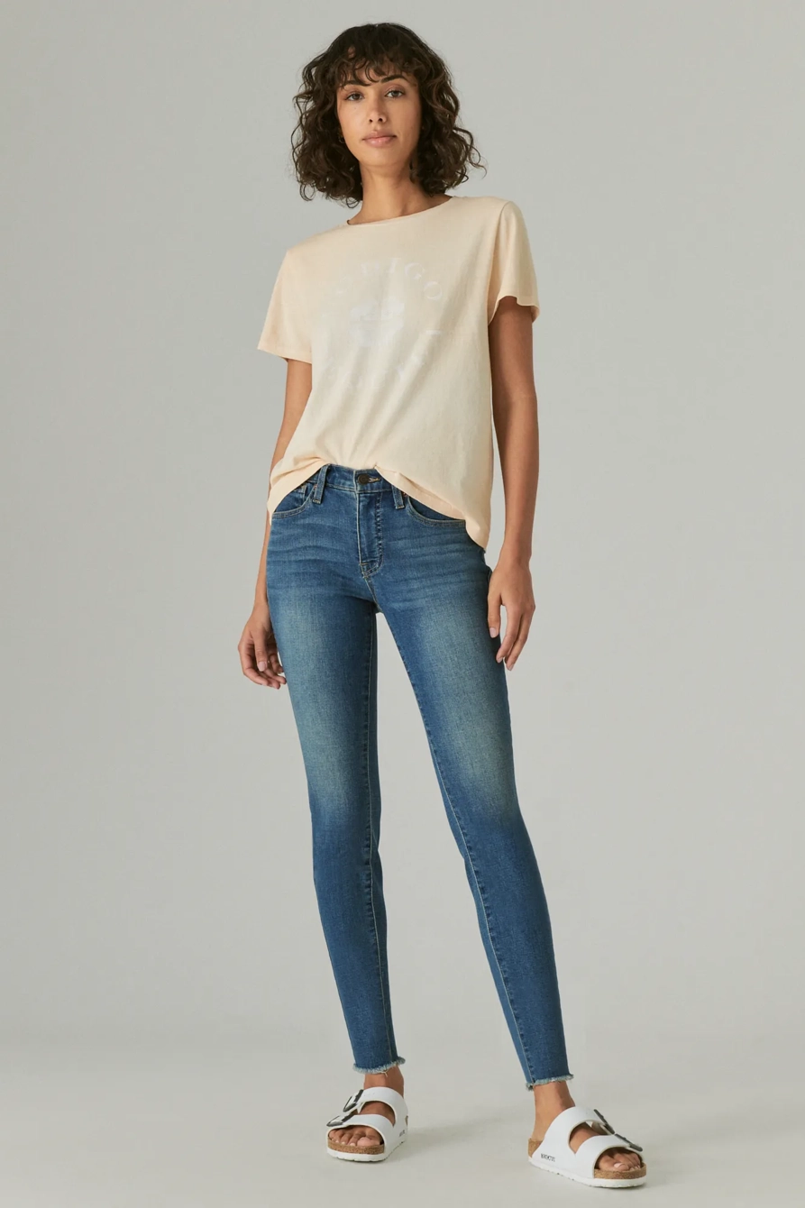AVA SKINNY