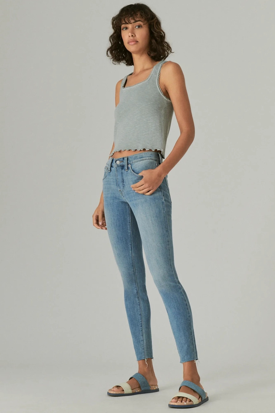 AVA SUPER SKINNY