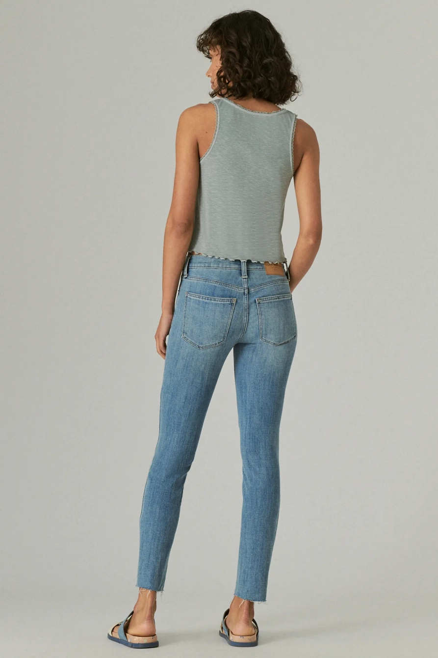 AVA SUPER SKINNY