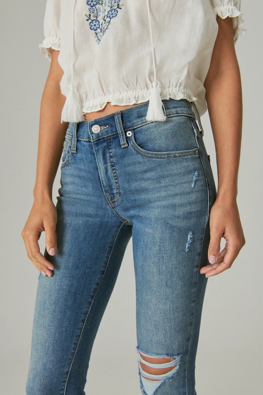 MID RISE AVA SUPER SKINNY DESTRUCT, image 6
