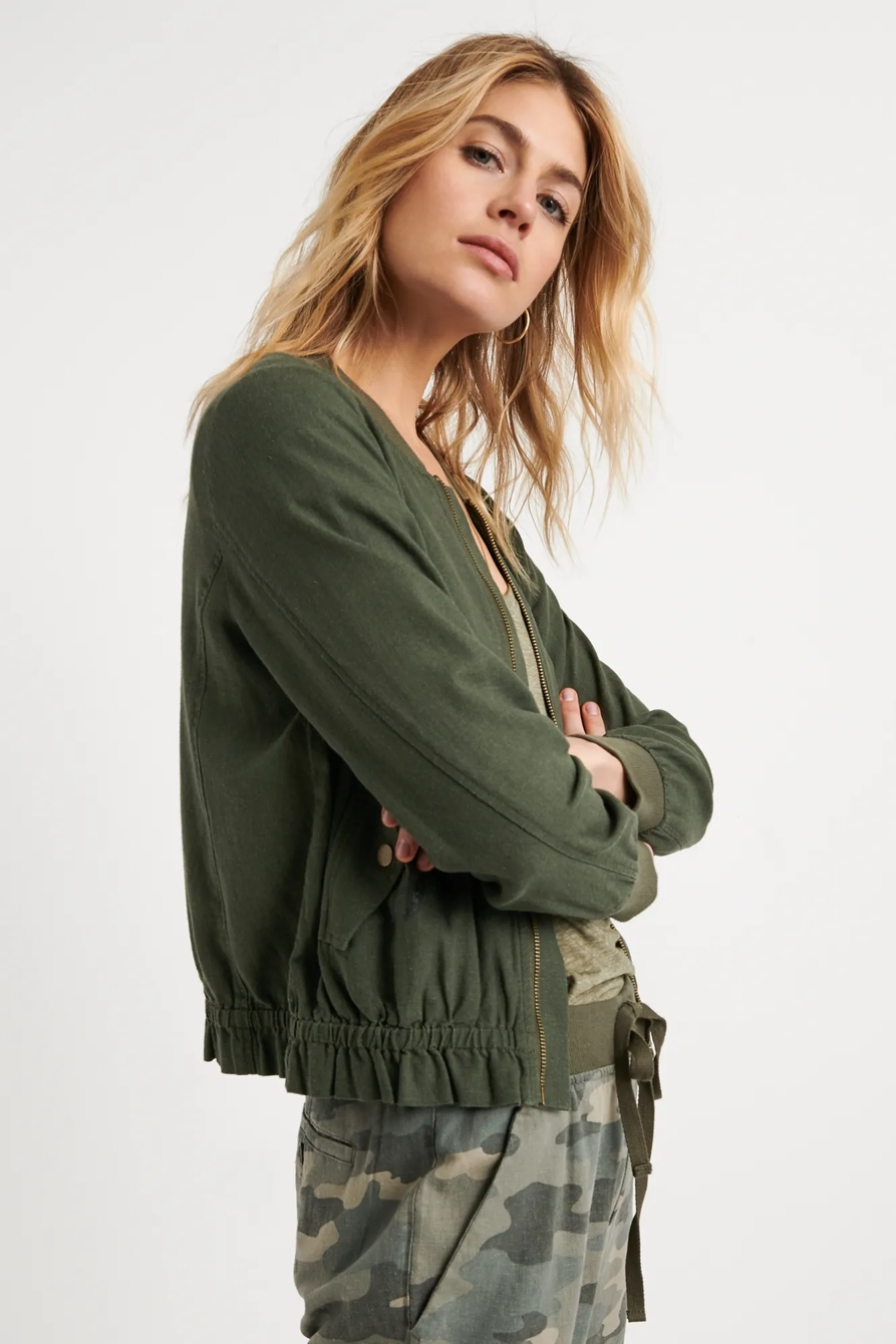 SOFT FEMININE BOMBER, image 2