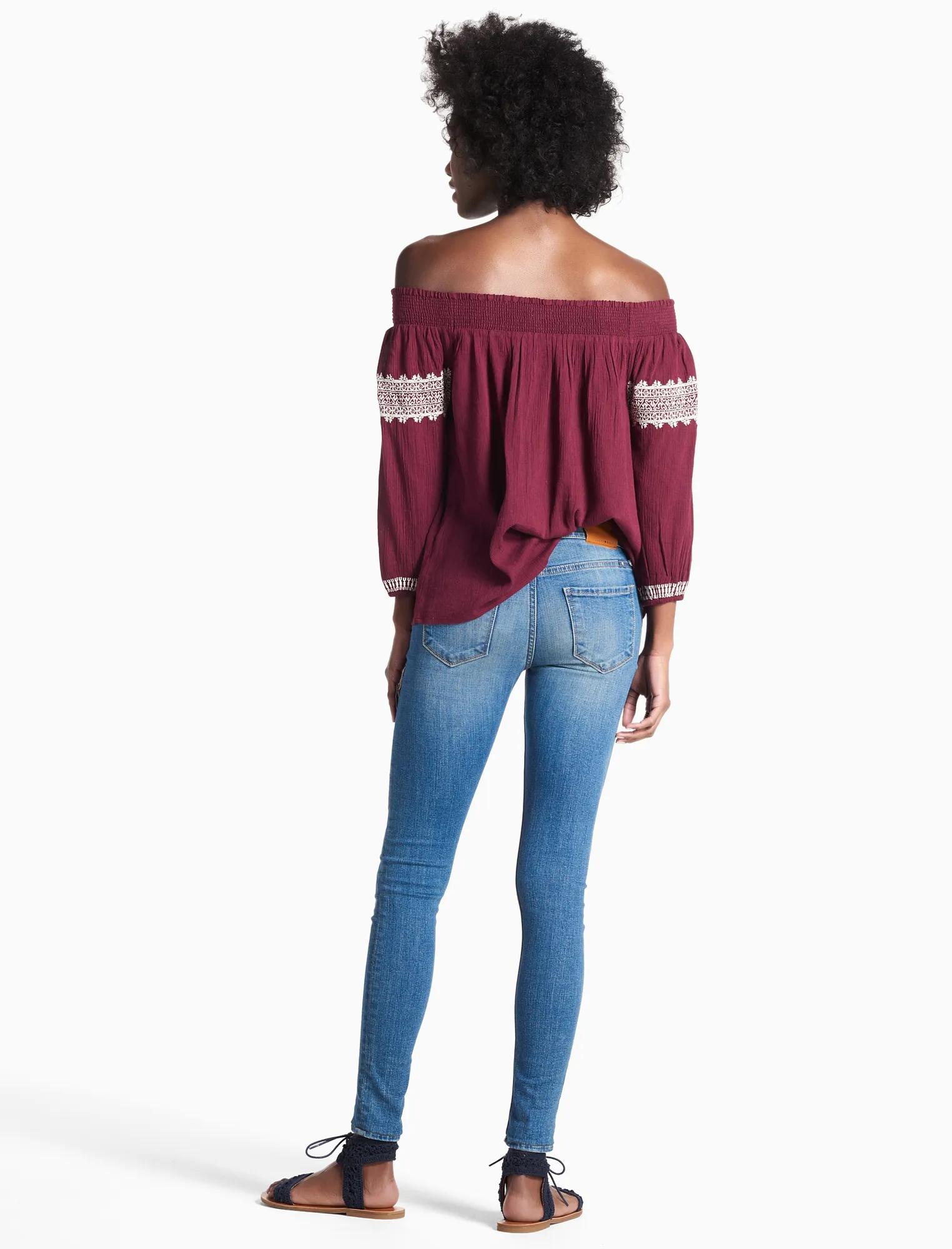 OFF THE SHOULDER EMBROIDERED PEASANT TOP, image 3