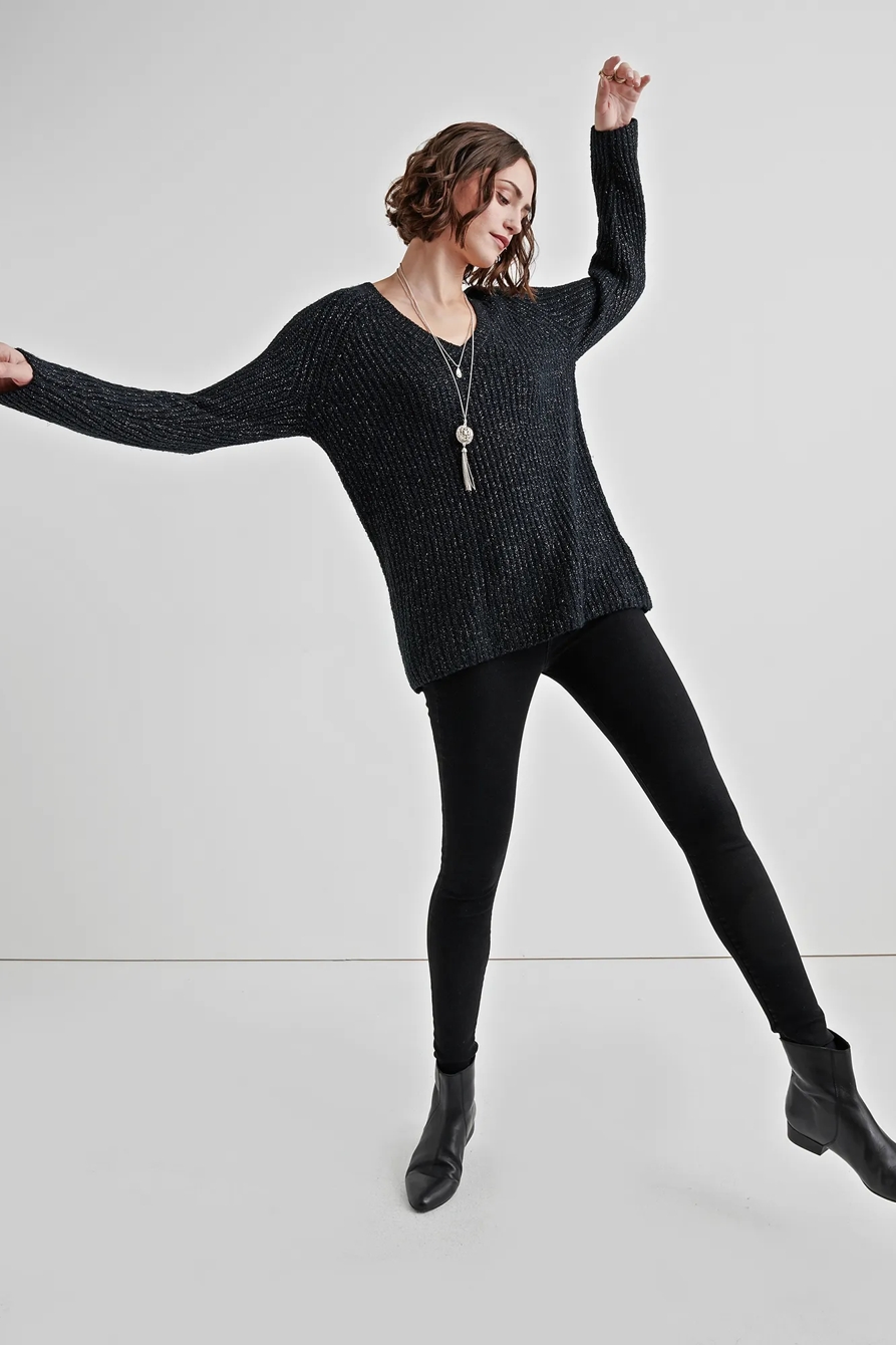 V NECK TUNIC SWEATER, image 2