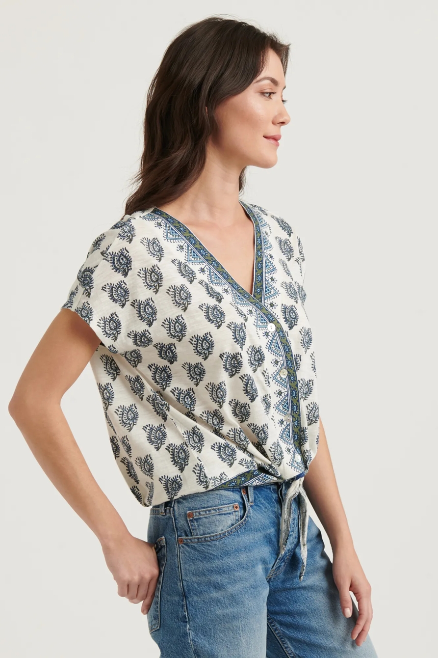 V- NECK TIE FRONT TOP, image 3