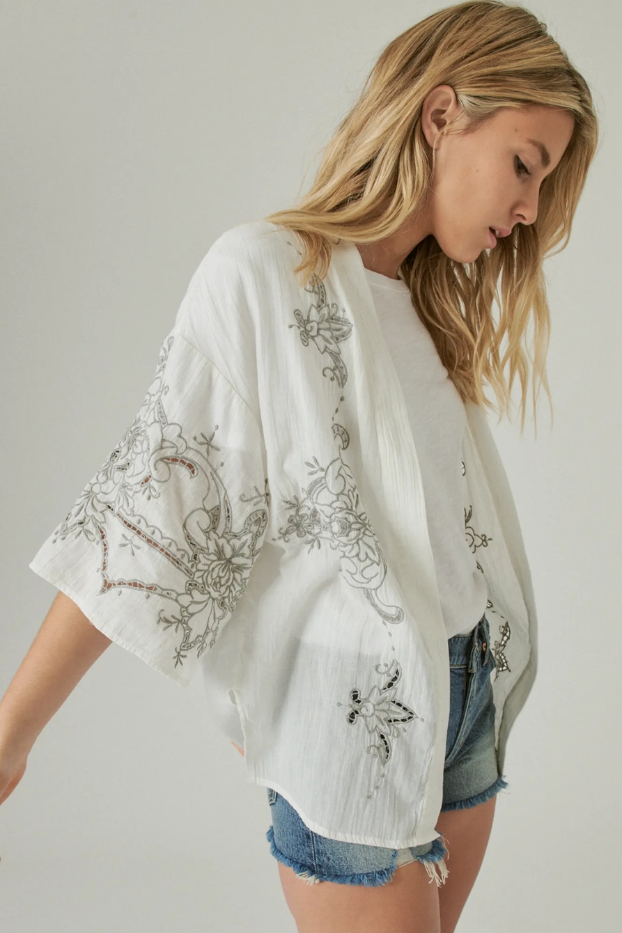 EMBROIDERED EYELET KIMONO, image 3