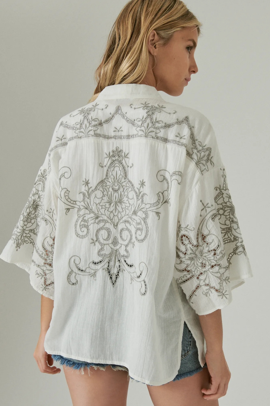 EMBROIDERED EYELET KIMONO, image 4