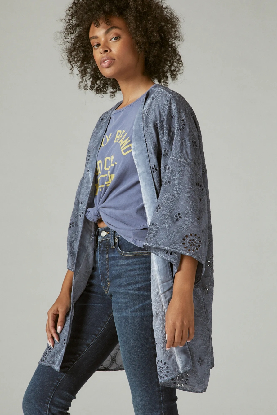 EYELET KIMONO, image 3