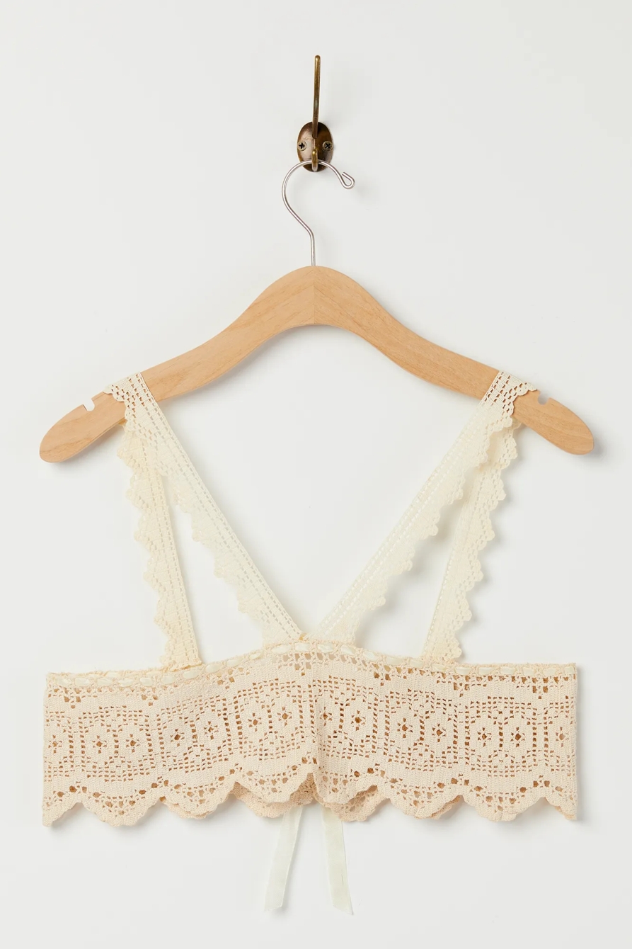 Lucky Upcycled Scallop Lace Crop Cami, image 4