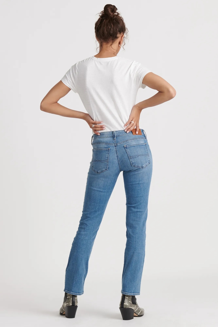 MID RISE SWEET STRAIGHT JEAN, image 4