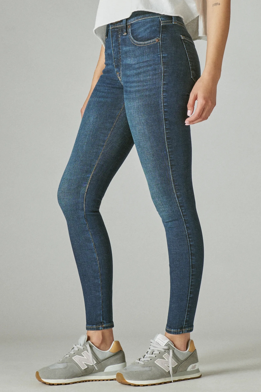 UNI FIT HIGH RISE SKINNY JEAN, image 4