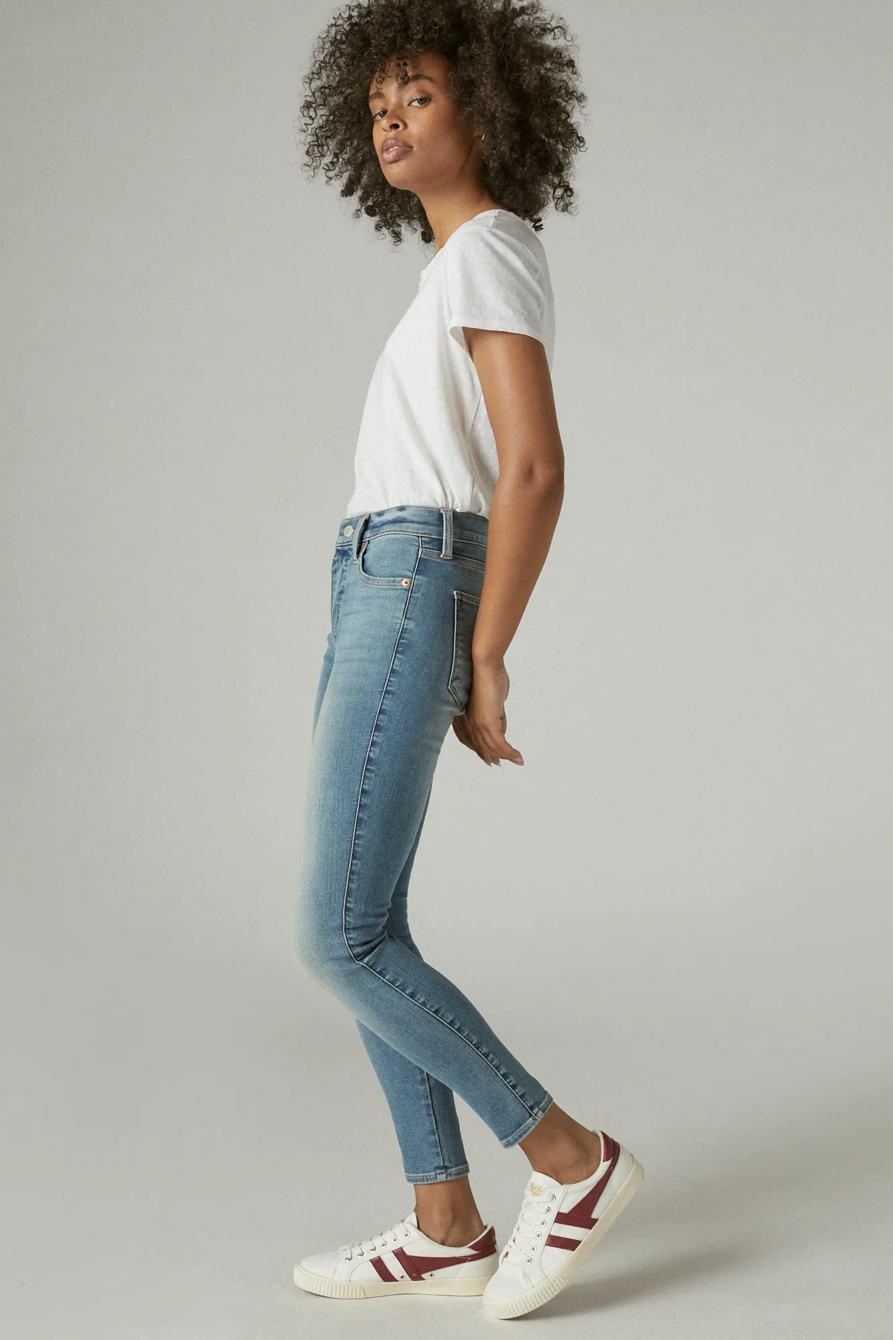 UNI FIT HIGH RISE SKINNY JEAN, image 2