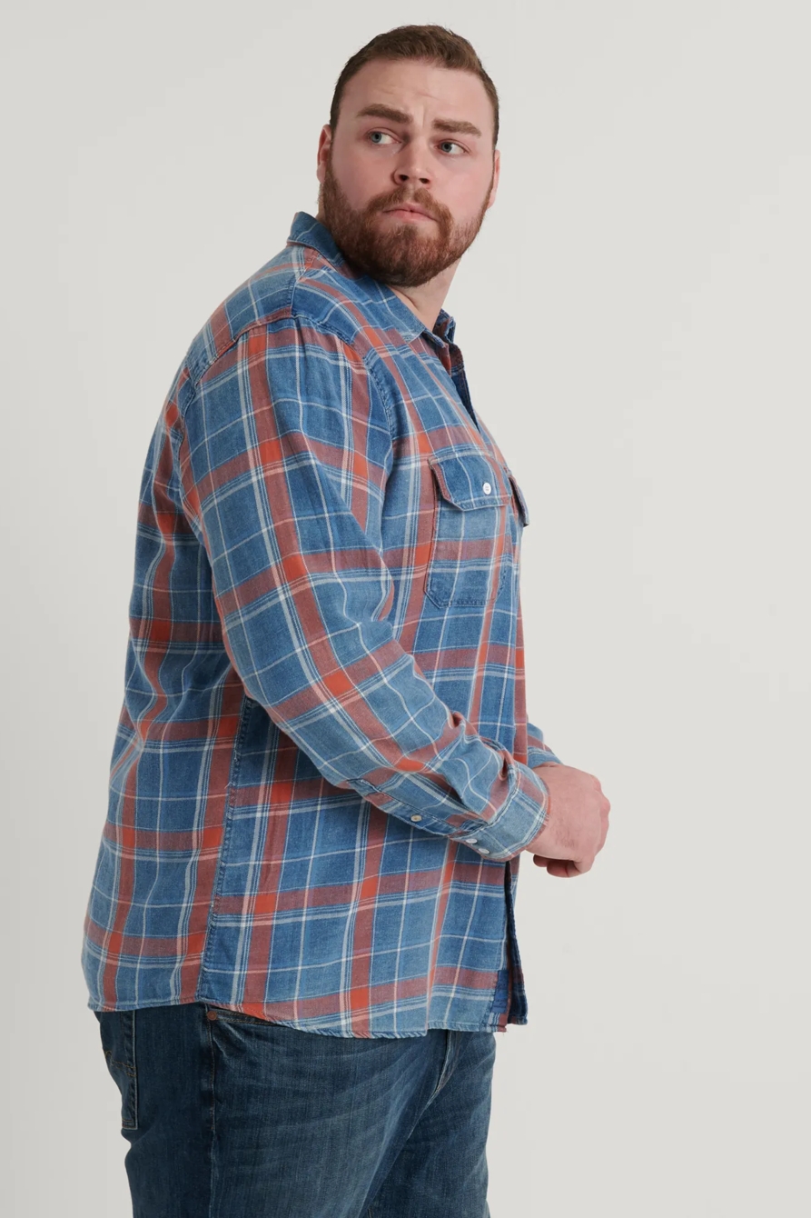 BIG AND TALL AXE INDIGO SHIRT, image 2