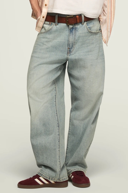 DIAMOND DEBOSSED LEATHER BELT, image 2