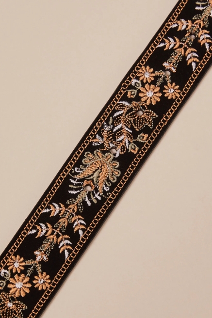 VINTAGE FLORAL EMBROIDERED BELT, image 2