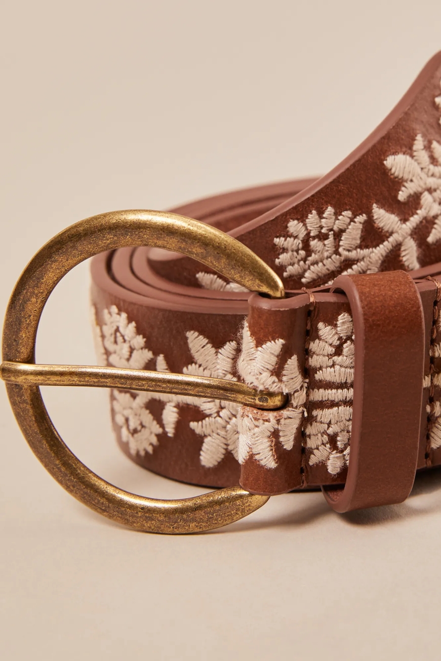 EMBROIDERED FLOWER LEATHER BELT, image 3