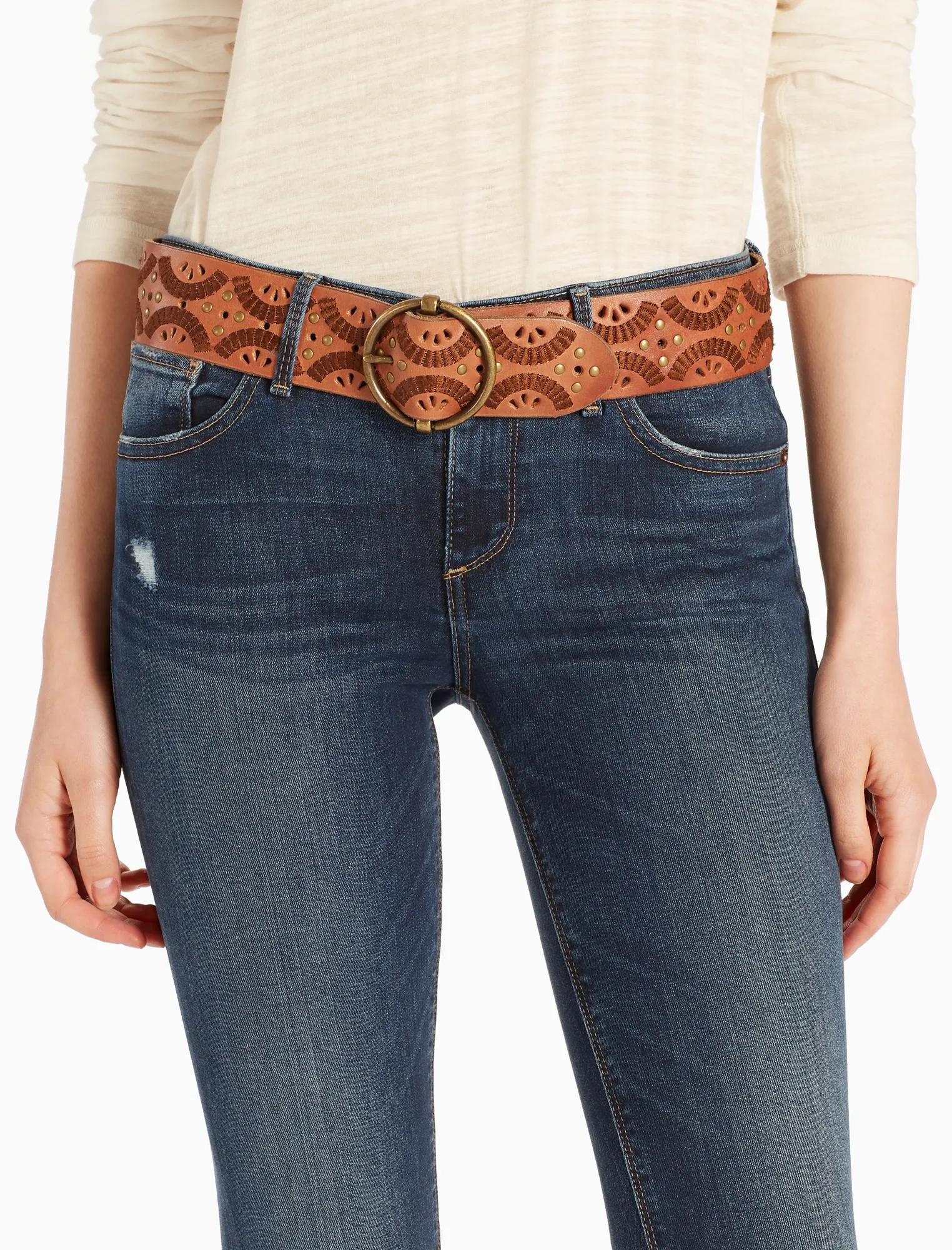 PERFORATED STUD BELT, image 2