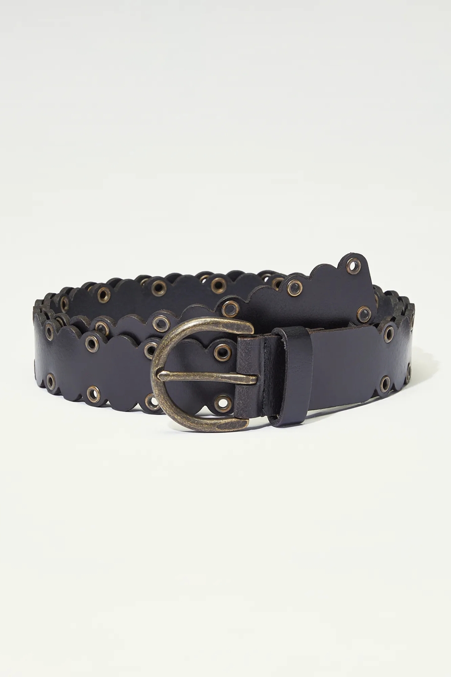 SCALLOPED GROMMET BELT, image 1
