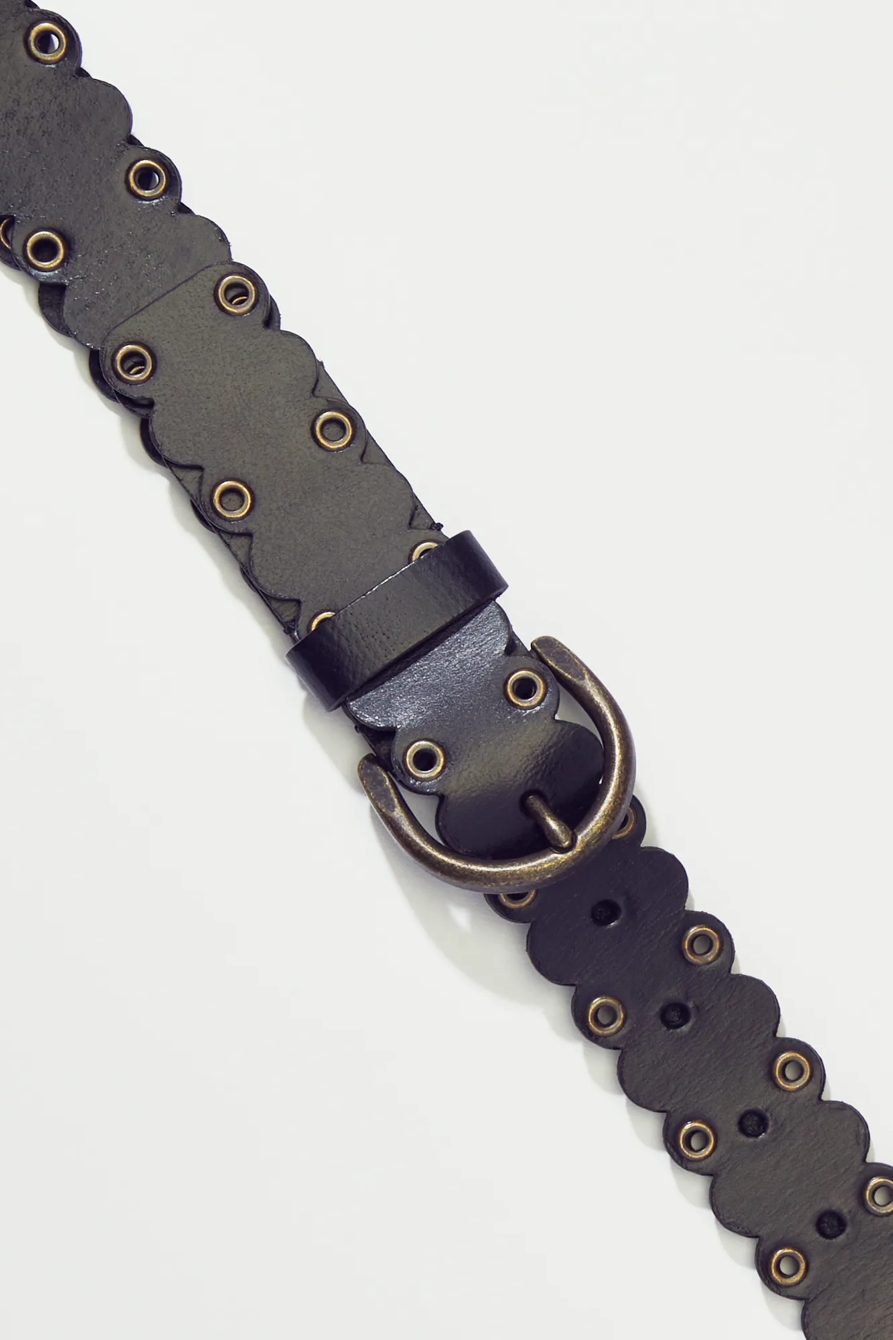 SCALLOPED GROMMET BELT, image 2